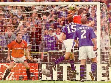 Paul Rideout scores the Cup-winning goal
