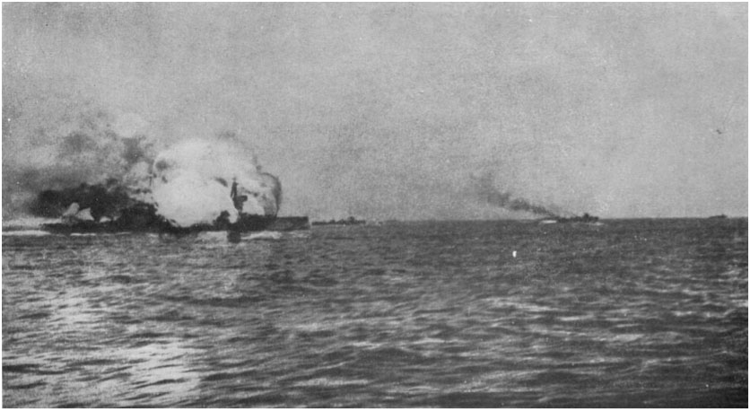 Invincible photographed at the moment of the magazine explosion