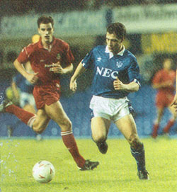 Tony Cottee in action for Everton in 1990