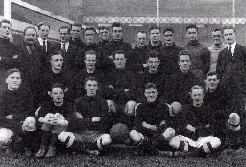Everton squad in the late-1920s. Hunter Hart back row, eighth from left