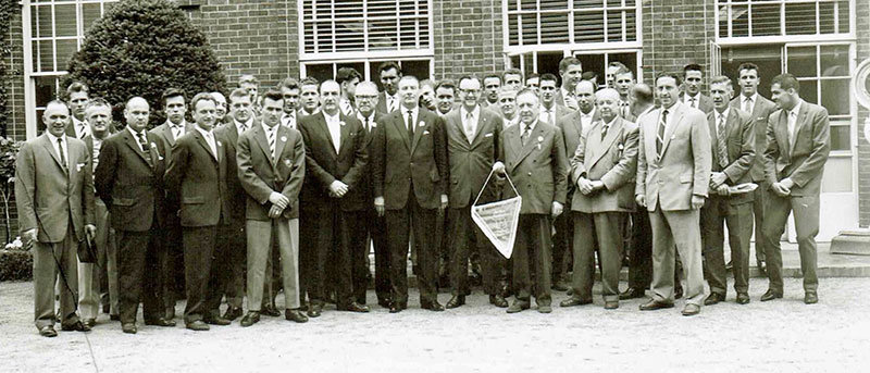 Everton squad on a trip to the races at Belmont Park