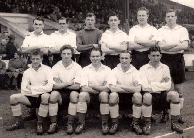 Everton team circa 1955