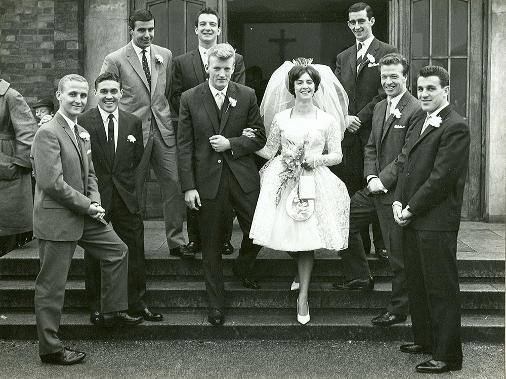 Jimmy and Pat Gabriel with the Everton players at his wedding