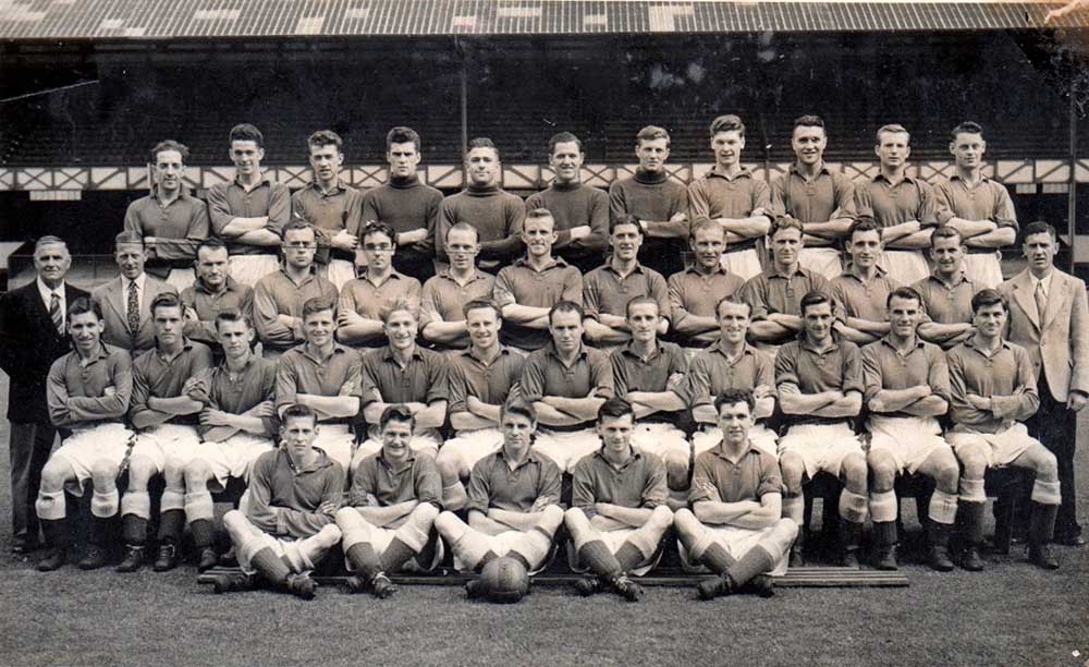 Everton squad circa 1954